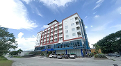 Off-Campus Hotel