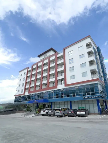 Off-Campus Hotel