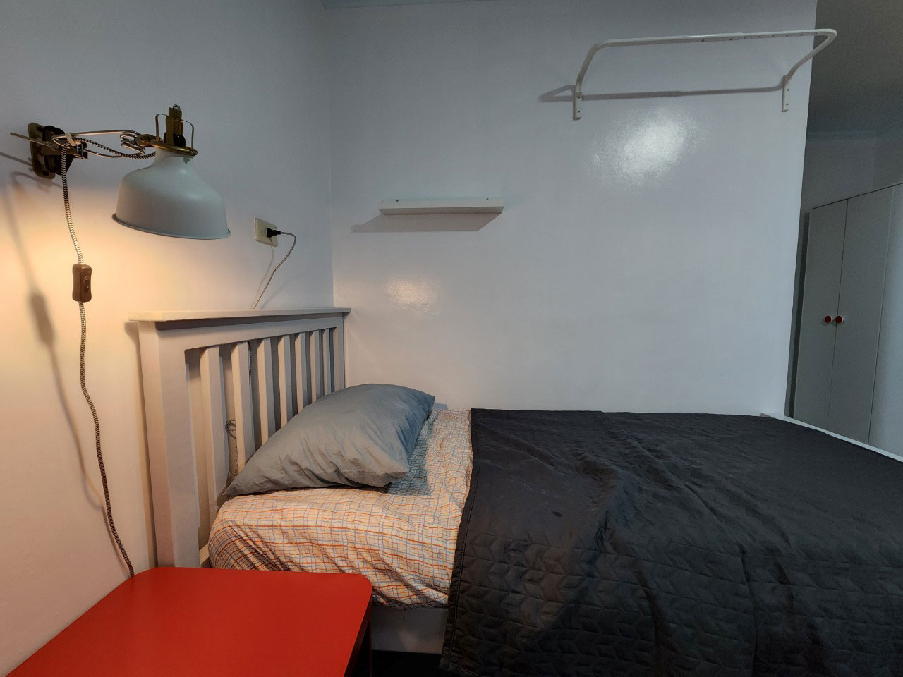If you value privacy, choose a single room!
