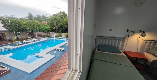 If you want to study and make memories, join Double Room!